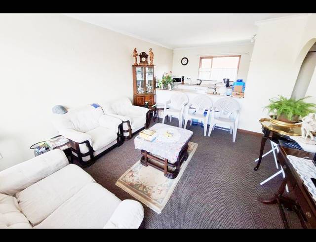 3 BEDROOM TOWNHOUSE RENTED IN HUMEWOOD